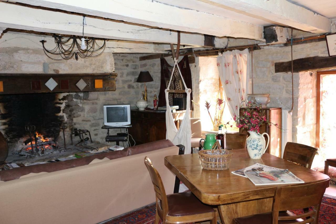 VailhourlesLe Moulin A Huile住宿加早餐旅馆 外观 照片